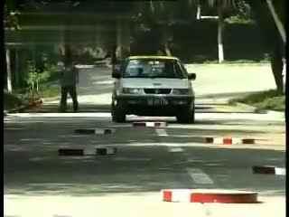 成人滑板入车视频教学